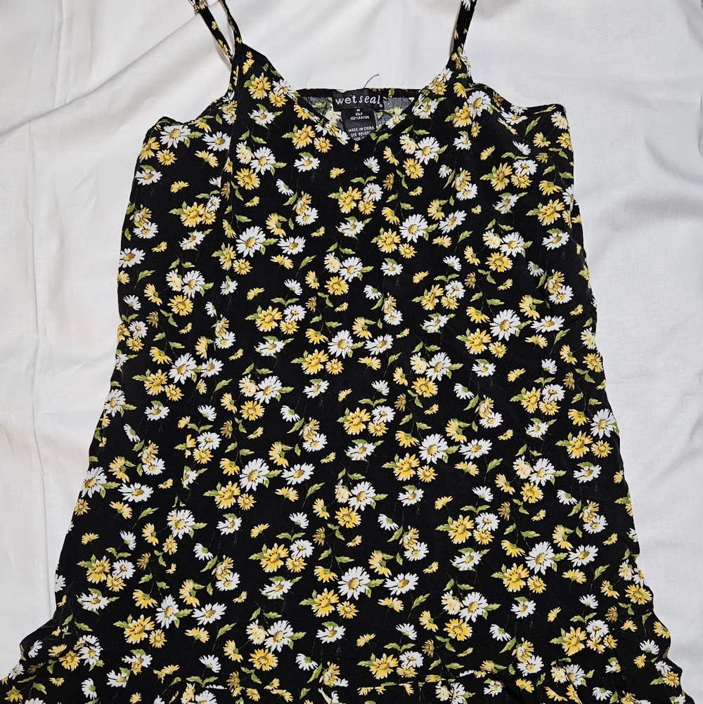 Wet Seal Black and Yellow Daisy Dress
